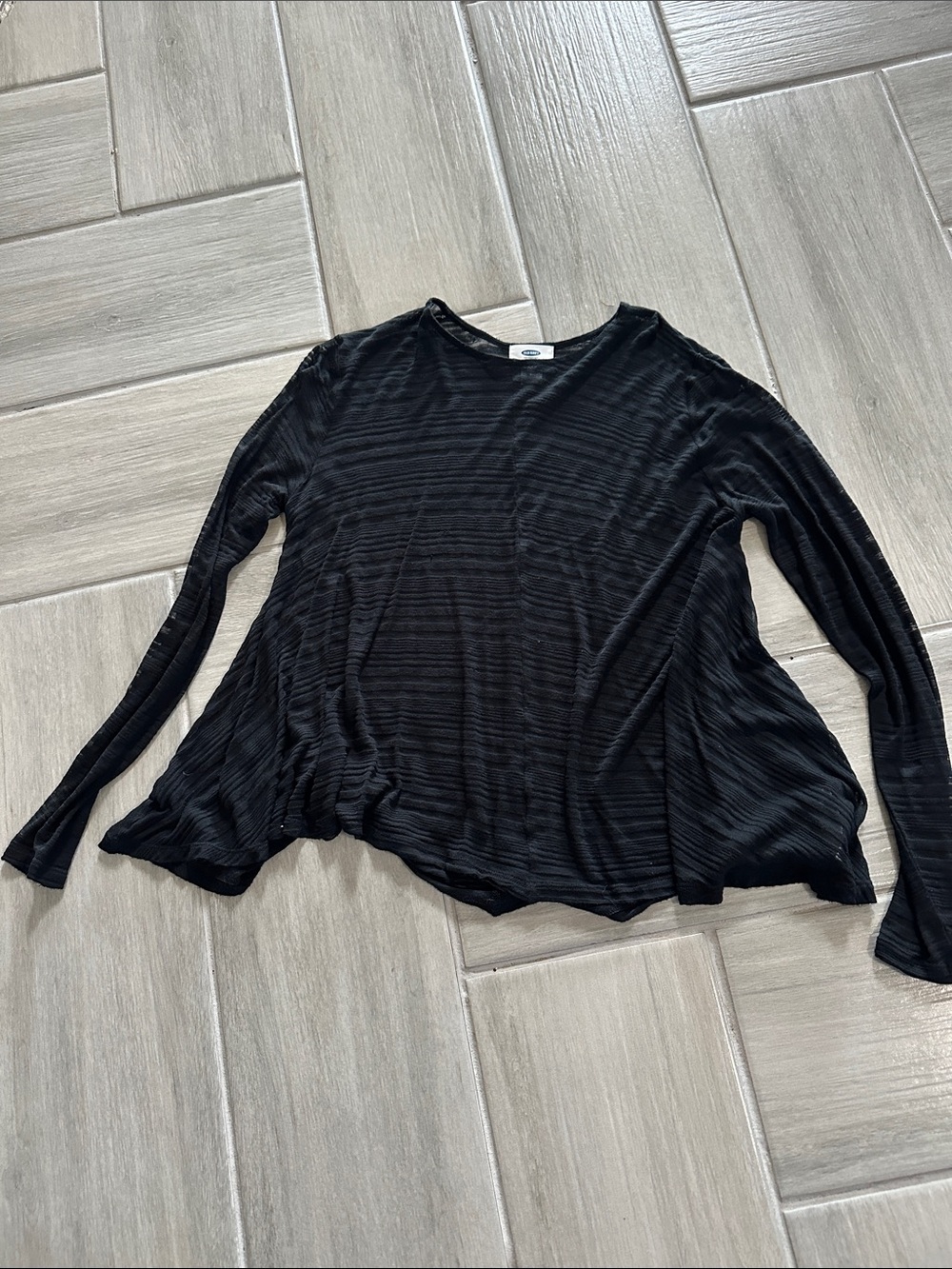 Women's Sheer  Black Long-Sleeve Lightweight Textured Top